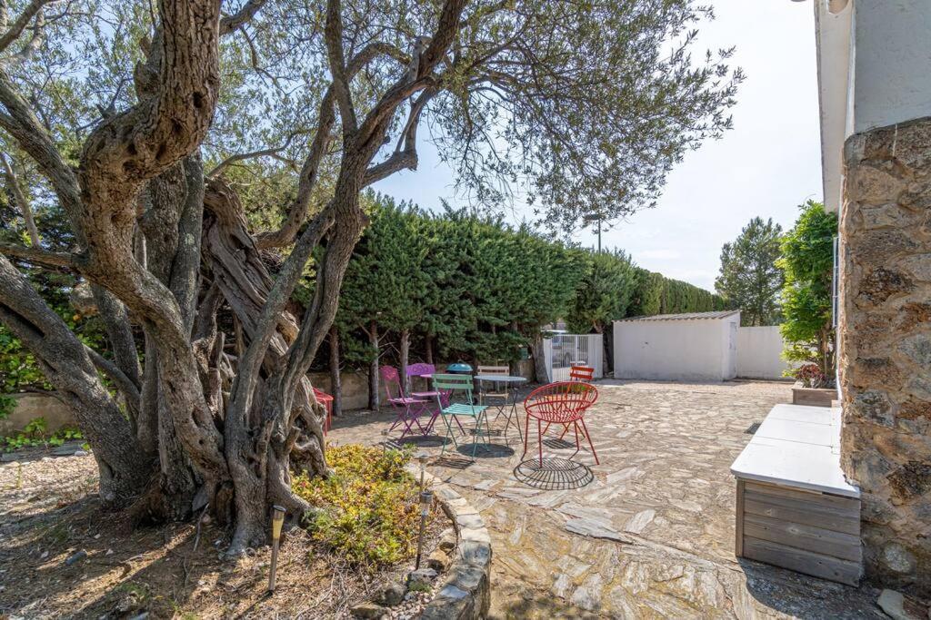 Mb1-House With Big Garden ,Swimming-Pool, & Barbacue In Roses Villa Buitenkant foto