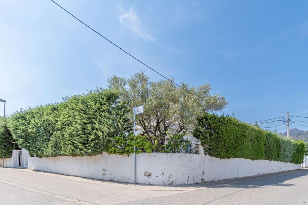 Mb1-House With Big Garden ,Swimming-Pool, & Barbacue In Roses Villa Buitenkant foto