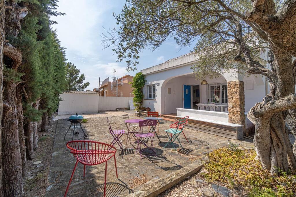 Mb1-House With Big Garden ,Swimming-Pool, & Barbacue In Roses Villa Buitenkant foto